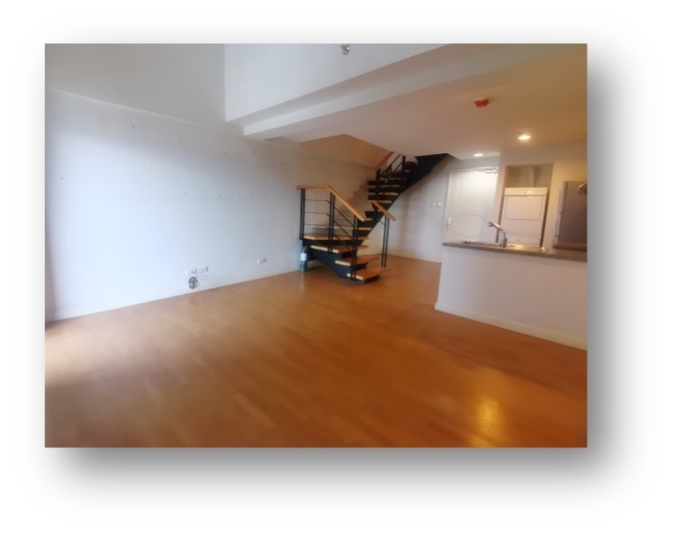 (Category: ) located in . Submitted by ImatchRealty_Kins (Listing ID 1423524955, Image 1). Description: .
