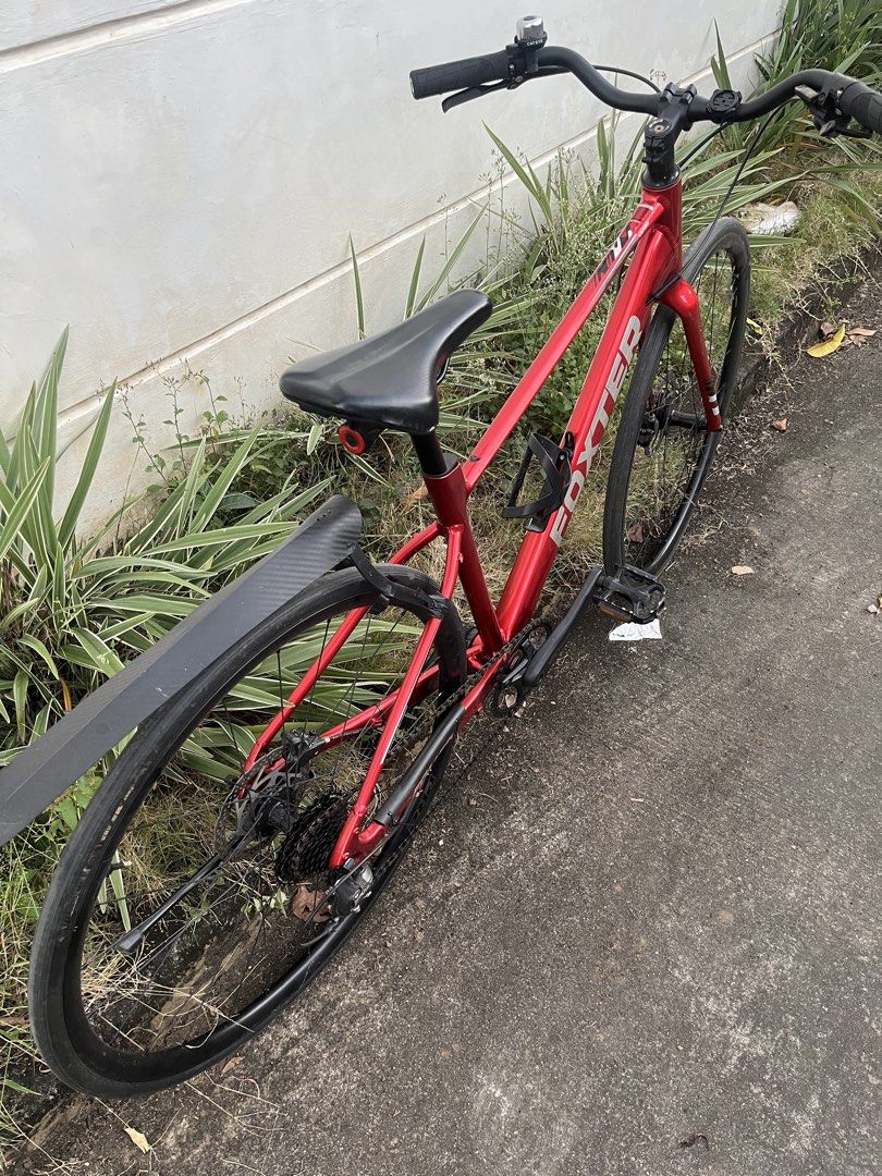 Foxter Micayla Hybrid Bike (Category: Bicycles) located in Marikina City. Submitted by melaspreloved (Listing ID 1423441379, Image 3). Description: Foxter Micayla CS-900 Alloy frame and fork Uno handle bar 1x9 speed shimano altus RD: shimano altus Crankset: 40t shimano cues Hollowtech Shimano MT200 160 rotors Wheelset: came from Giant TCR Giant PR2 wheelset thru axle Gavia tubeless tires 700x25c Tubeless Converted to quick release using thru axle