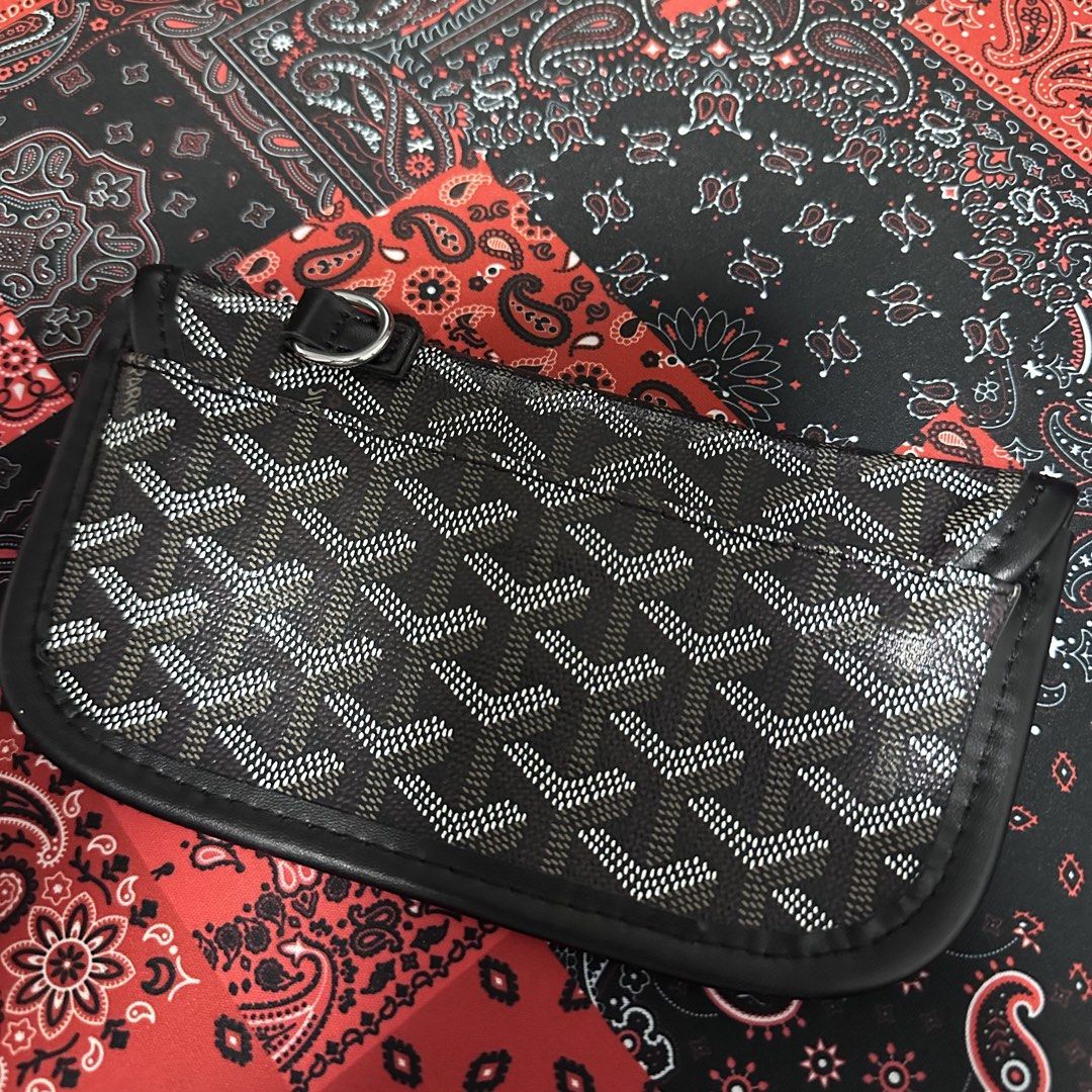 GOYARD AUTHENTIC WALLER (Category: Luxury Bags & Wallets) located in Manila. Submitted by puppyinsane (Listing ID 1423544556, Image 3). Description: GOYARD WALLET 9.5/10 CONDITION .