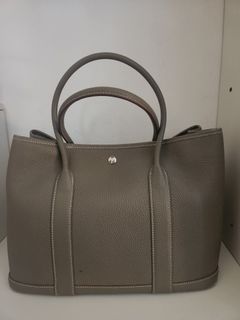 （分類：）位於 。 由 masterpiece5485 提交（商品編號 1423497919，圖片 1）。簡介： 。