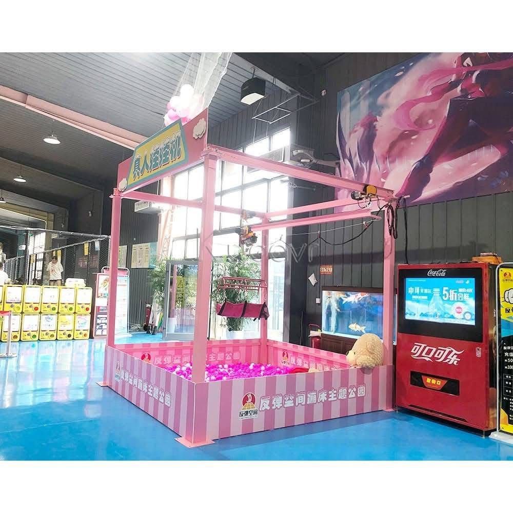 Human Claw Machine (Category: Kids Toys) located in San Pablo. Submitted by vennisa.sportssupplies (Listing ID 1423503819, Image 2). Description: - Rent our giant human claw machine! - Ideal for parties and events. - Eye-catching pink design. - Large play area for maximum fun. - Features the slogan 'Everyone Wins!' - Guaranteed entertainment for all ages..