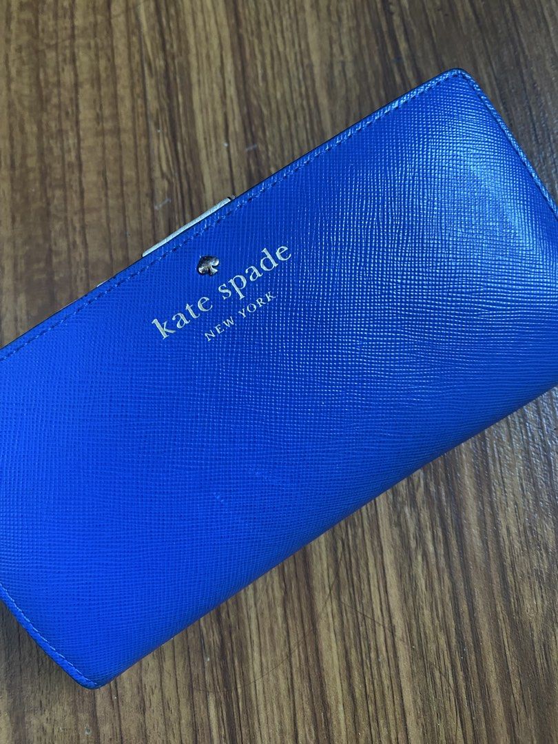 Kate Spade New York Wallet (Category: Wallets & Card holders) located in Pasig City. Submitted by karenrules (Listing ID 1423614247, Image 1). Description: Slightly used. Bought in US 100% original..