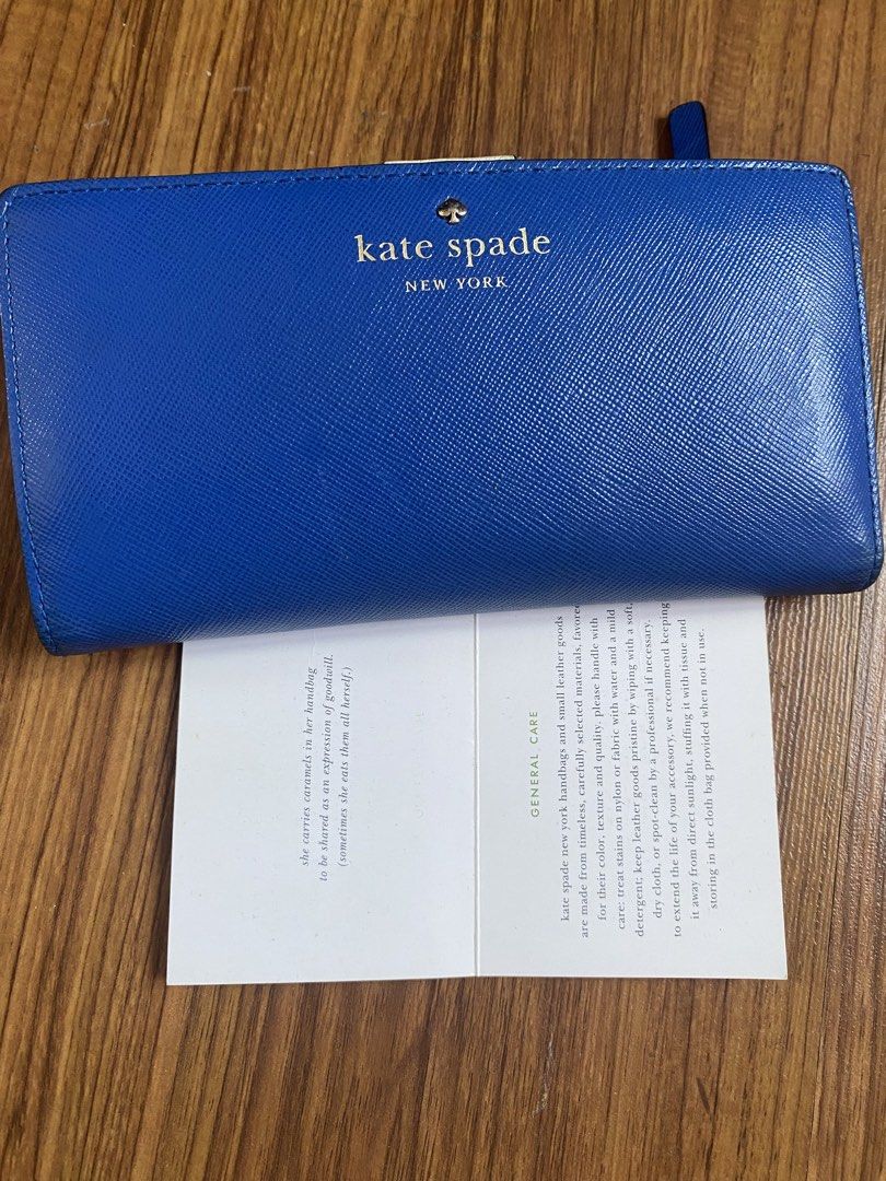 Kate Spade New York Wallet (Category: Wallets & Card holders) located in Pasig City. Submitted by karenrules (Listing ID 1423614247, Image 2). Description: Slightly used. Bought in US 100% original..