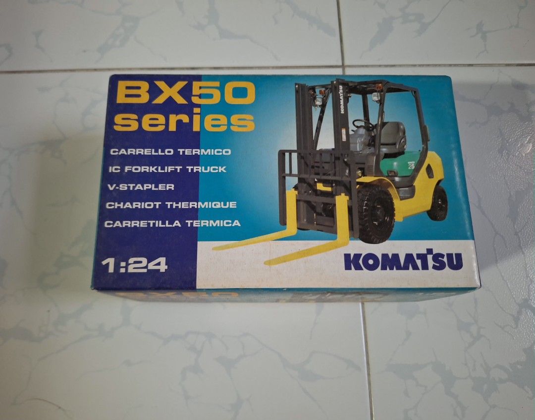 Komatsu BX50 Series 1:24 Scale Model Forklift (Category: Vehicle & Diecast Models) located in Singapore. Submitted by dlreriri (Listing ID 1423536885, Image 1). Description: - Komatsu BX50 Series forklift model - 1:24 scale - Brand new - In original packaging - Detailed replica - Perfect for collectors - Collect at Boon Lay MRT station.