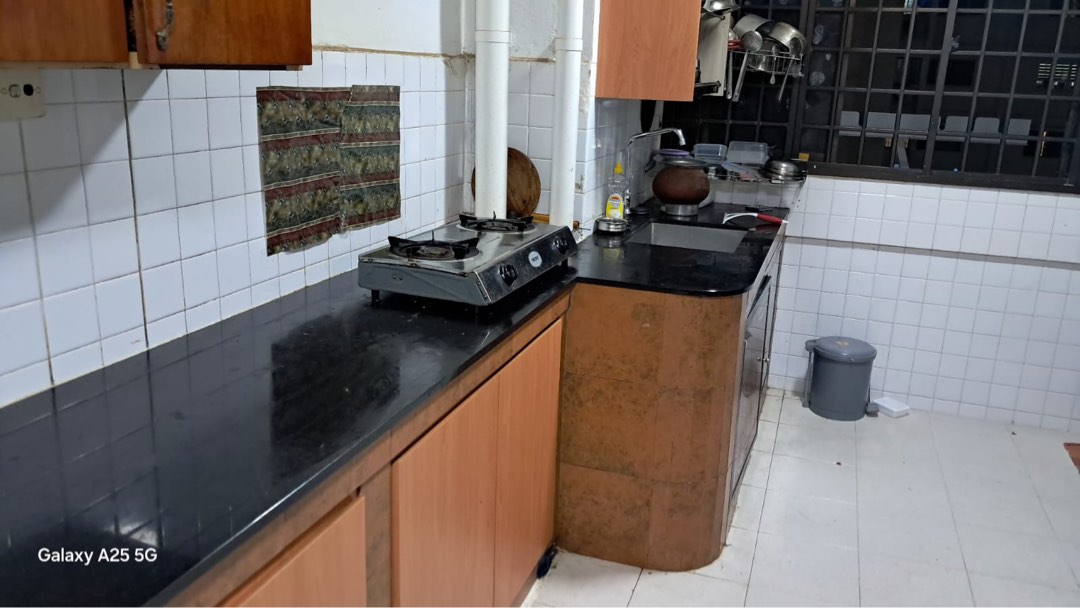 (Category: ) located in . Submitted by agent007sg (Listing ID 1423506307, Image 1). Description: .