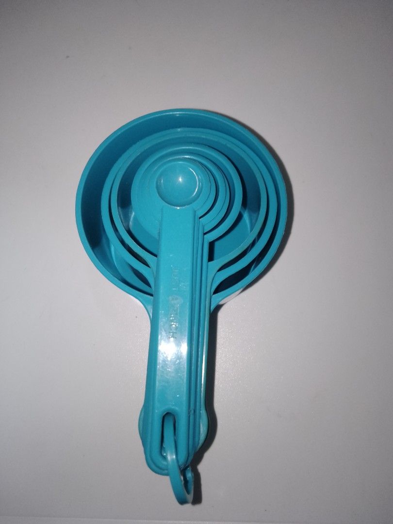 Measuring Spoons (Category: Other Kitchenware & Tableware) located in Paranaque City. Submitted by daleshop (Listing ID 1423450766, Image 1). Description: - Set of teal measuring spoons. - Perfect for precise measurements in cooking and baking. - Nesting design for easy storage. MOP: Gcash, Paymaya or BPI NOTE! Real Buyers only and no to scammers! SURE BUYERS ONLY!.
