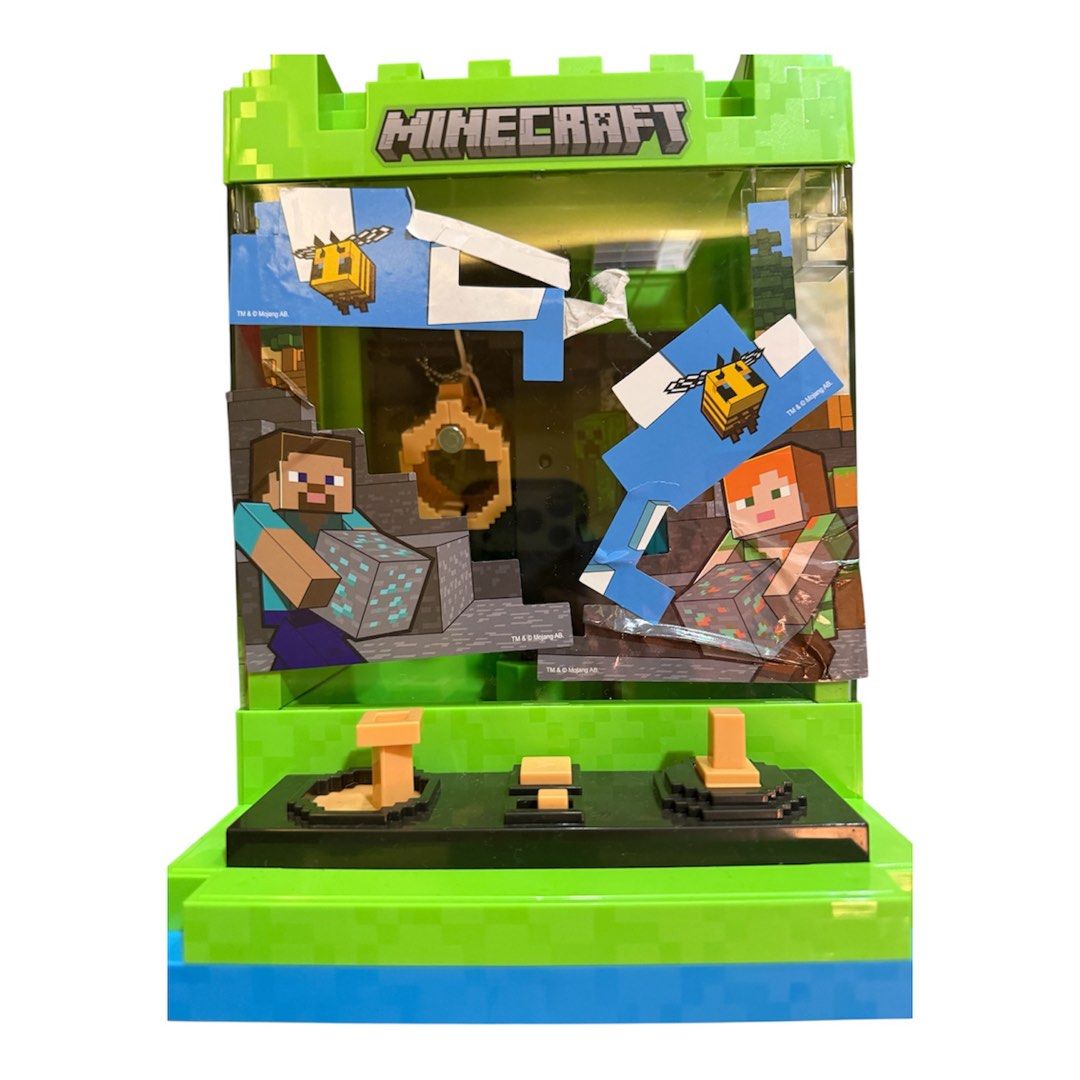 Minecraft Claw Machine (Category: Interactive Toys) located in Lipa City. Submitted by lifestyled (Listing ID 1423477870, Image 2). Description: Minecraft Arcade Claw Machine Used once only Comes with 4 blocks.