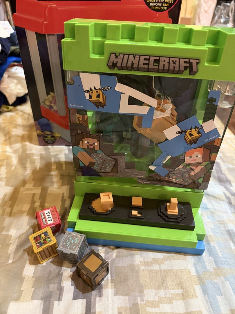 Minecraft Claw Machine (Category: Interactive Toys) located in Lipa City. Submitted by lifestyled (Listing ID 1423477870, Image 3). Description: Minecraft Arcade Claw Machine Used once only Comes with 4 blocks.