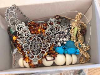 (Category: ) located in . Submitted by nekocloset (Listing ID 1423451011, Image 1). Description: .