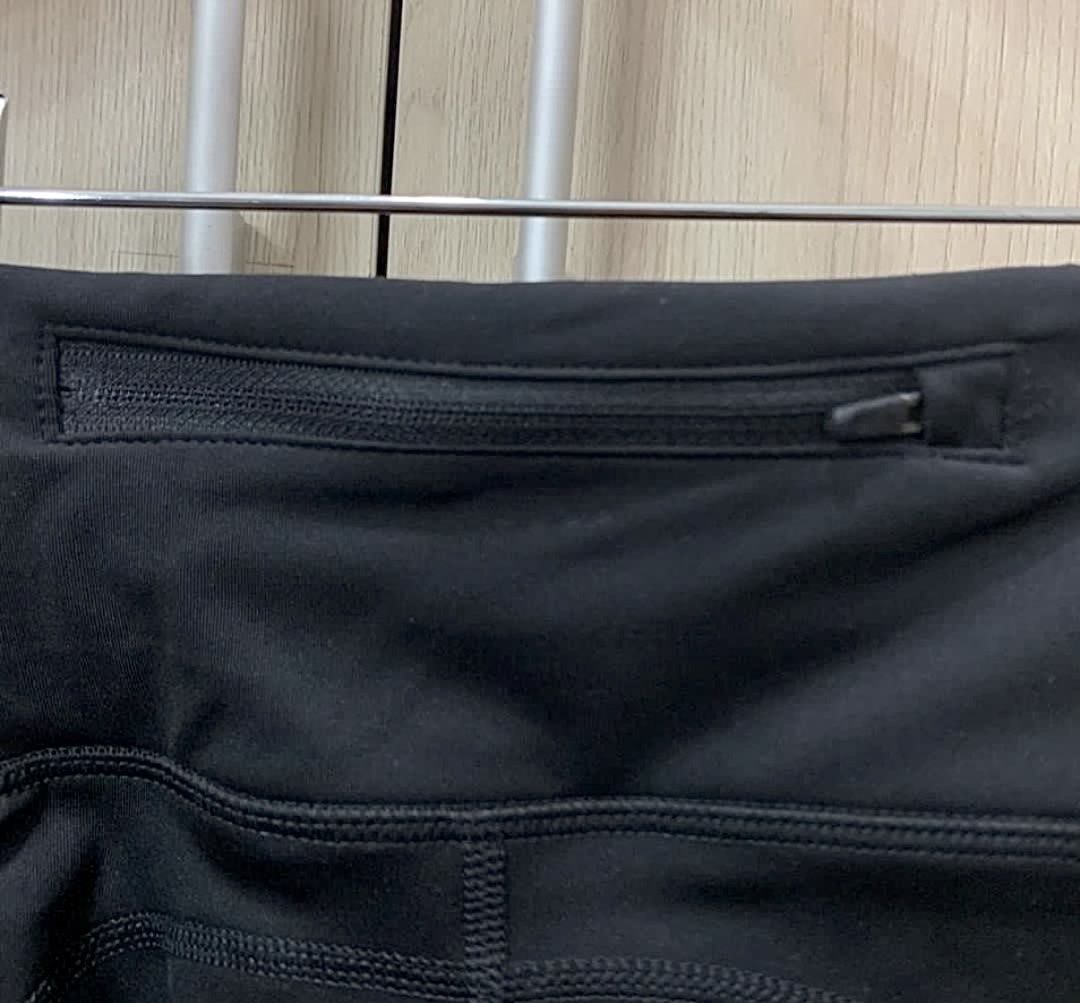 Nike Leggings Women (Category: Activewear) located in Cebu City. Submitted by whatagirlneeds (Listing ID 1423502949, Image 2). Description: • Brand new with tag • Original.