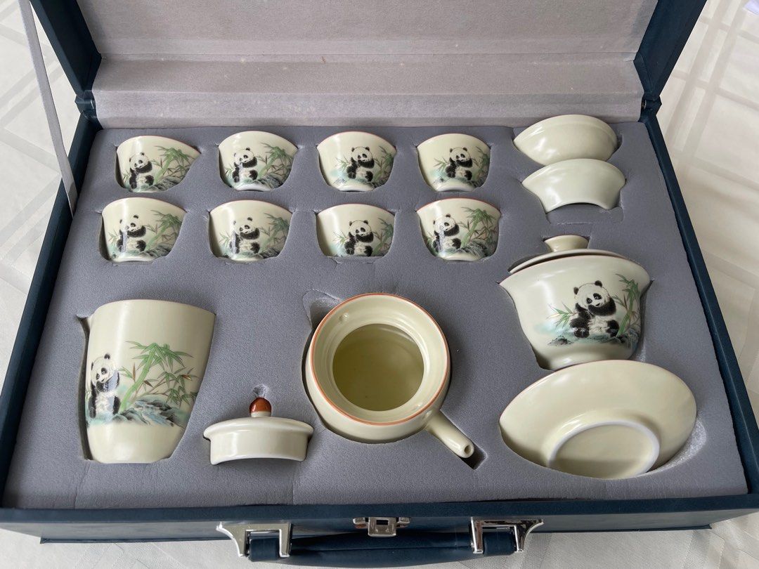 Panda Tea Set (Category: Other Kitchenware & Tableware) located in Marikina City. Submitted by closetb21 (Listing ID 1423466719, Image 1). Description: - with maleta.