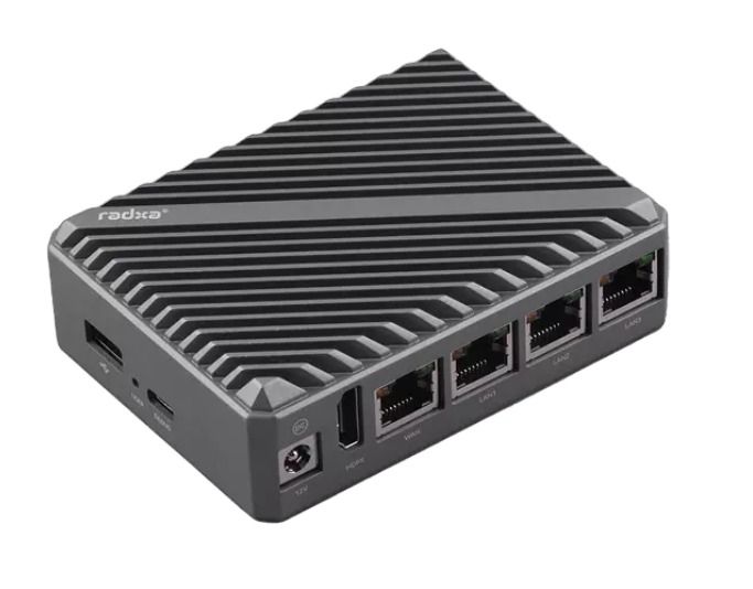 Radxa E24C RK3528A #openwrt #gemini #openai #claude （分類：Wifi及上網相關產品）位於 Hong Kong。 由 louis_coding 提交（商品編號 1411370150，圖片 1）。簡介： ## 描述 / description Radxa E24C 4-Port Gigabit 迷你網絡電腦 / 軟路由 (99%新) *一隻超實用嘅迷你 Network Computer (軟路由)，自帶 4 個 Gigabit 網口同全鋁合金外殼。用嚟做 Router、Firewall、VPN Gateway 甚至 Home Server 都 fit 晒，放喺屋企或者公司做 Gateway 一流。 *原生支援 OpenWrt 同 Debian Linux，內置超齊全 VPN Client/Server (#WireGuard, #OpenVPN, #ZeroTier 等)，自建 #VPN 翻牆話咁易。仲可以加條 M.2 NVMe SSD 秒