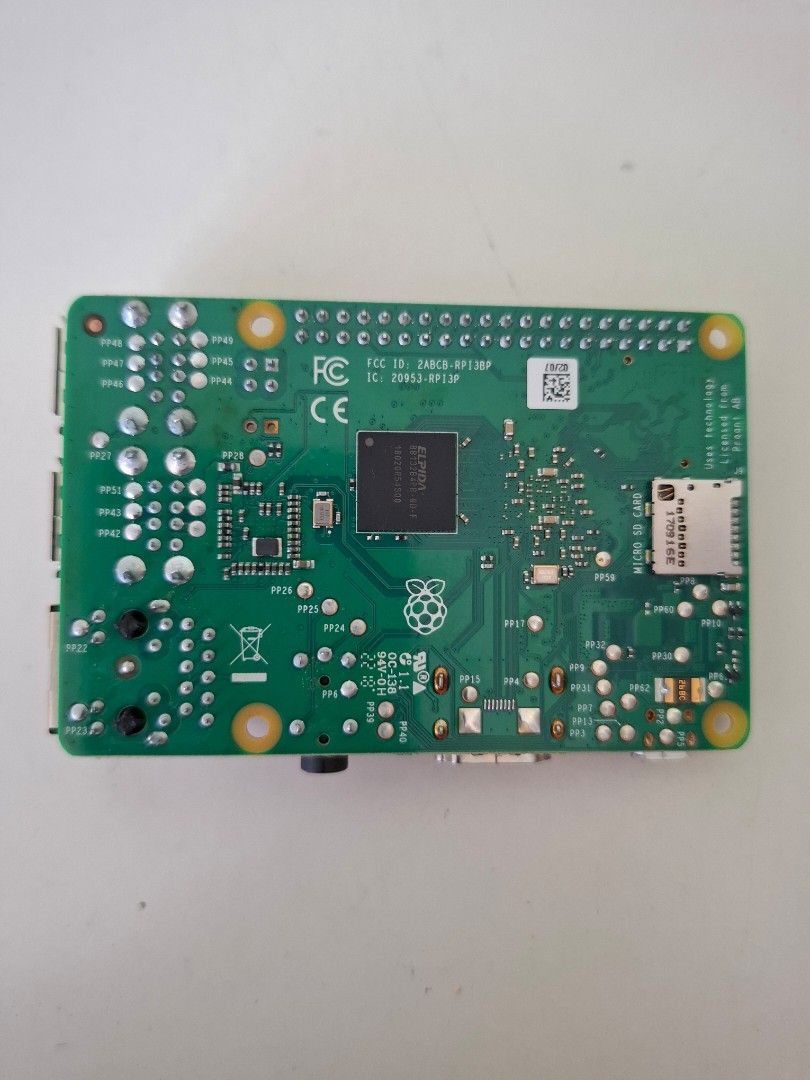 Raspberry Pi 3 Model B+ 1GB LPDDR2  SDRAM65606012028545111