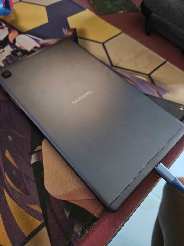 Samsung Tab A7 Lite (Category: Android) located in Dasmarinas. Submitted by codeemman (Listing ID 1423514022, Image 3). Description: Storage: 32GB Memory: 3GB Battery: 5100mAH With simcard and MicroSD slot. Good As New. Note: Charger not included. RFS: Not being used at all. Naka-tambak lang. Good for light browsing, reading, streaming, and lightweight gaming. Spec Sheet: https://www.gsmarena.com/samsung_galaxy_tab_a7_lite-10933.php Payment Optio