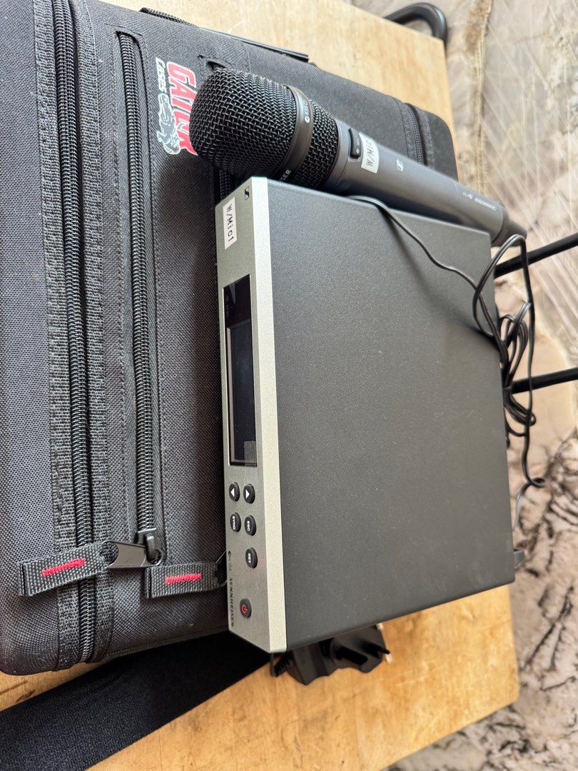 Sennheiser ew g4 wireless microphone