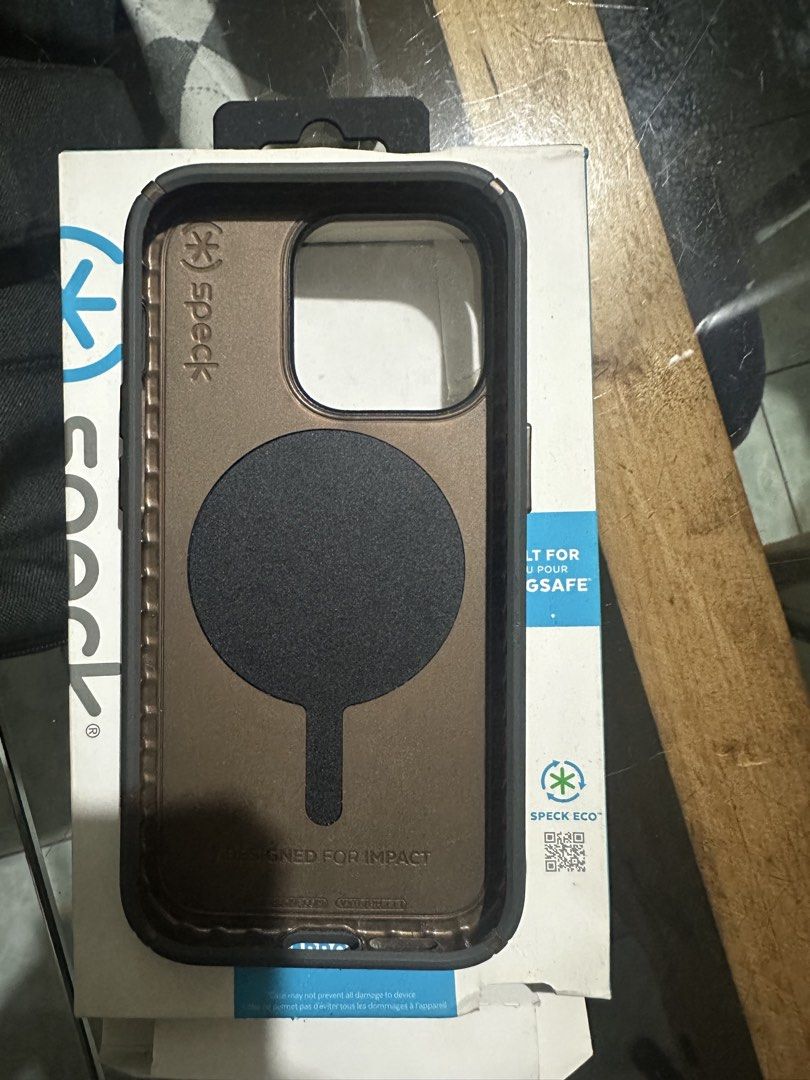 SPECK IPHONE 14 pro case (Category: Cases & Sleeves) located in Manila. Submitted by steckkxiom66394 (Listing ID 1423530250, Image 3). Description: SPECK IPHONE 14 pro case original .