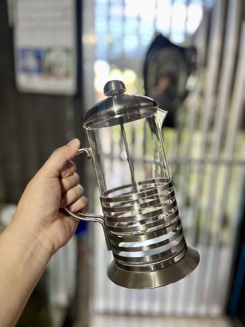 Stainless Steel French Press (Category: Coffee Machines & Makers) located in Cabanatuan. Submitted by shiamendoza (Listing ID 1423544548, Image 1). Description: .