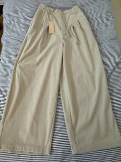 （分類：）位於 。 由 judy321lam 提交（商品編號 1423463996，圖片 1）。簡介： 。