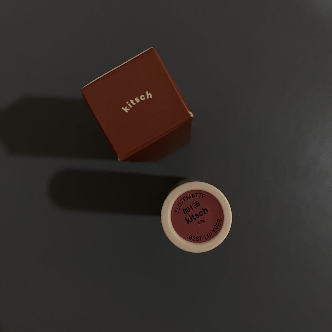 sunnies face fluffmatte lipstick (kitsch) (Category: Makeup) located in Marikina City. Submitted by glossgirl (Listing ID 1423515933, Image 2). Description: LAST PRICE ALREADY condition : swatched once only on the back of my hand terms & conditions 𓏸 do not claim if sensitive or hesitant. 𓏸 i am not liable for any damage, delay, or loss caused by the courier. i no longer have any control over the package once it’s already shipped out. 𓏸 strict
