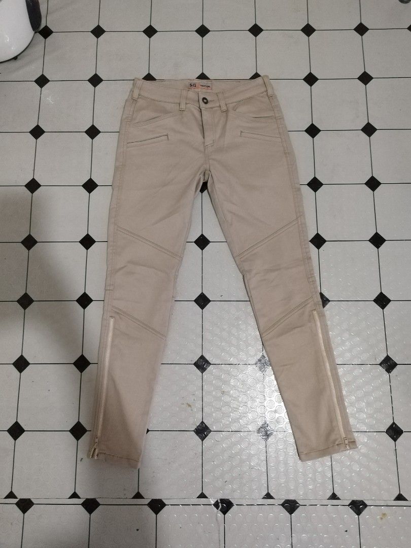 TACTICAL 511 WOMEN PANTS (Category: Other Bottoms) located in Bulacan. Submitted by side.hustle11 (Listing ID 1423470087, Image 2). Description: 511 tactical women stretch waistline 30 length 39 hemp 6 excellent condition loc bulacan.