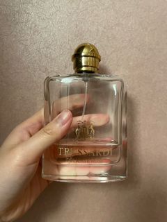 （分類：）位於 。 由 missbubbletea 提交（商品編號 1423591784，圖片 1）。簡介： 。