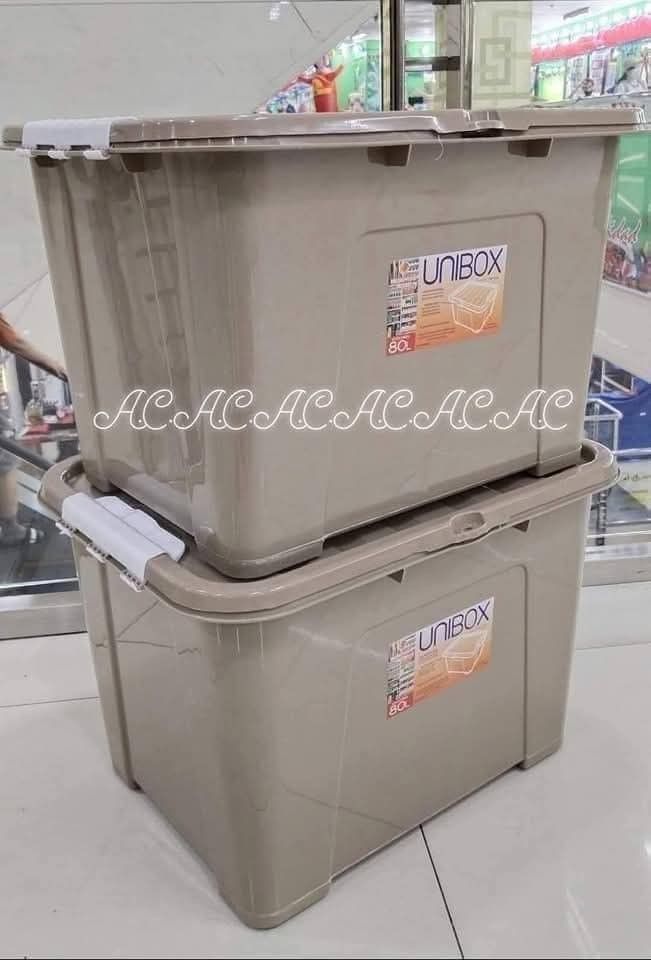 Unibox 80L Storage Box (Category: Storage Boxes & Baskets) located in Manila. Submitted by lyfrancois14 (Listing ID 1423466167, Image 2). Description: - 80L Unibox storage box - Durable and stackable design - Secure lid with handles - Ideal for clothes, toys, and household items - Neutral color to match any decor.