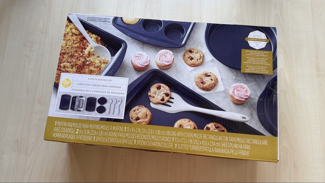 Wilton 9-Piece Baking Set466744648558848000