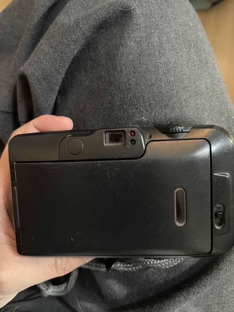 Yashica Microtec Zoom 70 Film Camera (Category: Cameras) located in Quezon City. Submitted by yannyy001 (Listing ID 1423522010, Image 3). Description: .