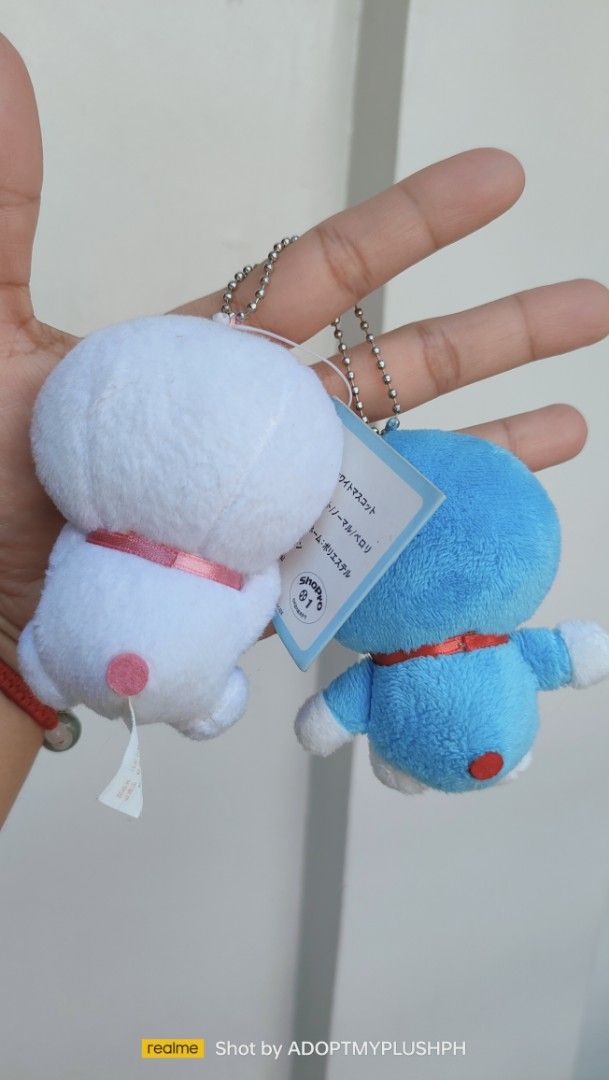 Doraemon Plush Keychain Charms (Category: Character Goods) located in Taguig. Submitted by adopt.my.plush.ph (Listing ID 1423682207, Image 2). Description: Doraemon keychains! Includes pancake keychain and two mini plushies (blue & white). All with ball chains. For Doraemon fans! *as is, WYSIWYG ‼️Photos have been uploaded for your reference. Kindly make sure to review them ALL before sending your inquiries. 𝄃𝄃𝄂𝄂𝄀𝄁𝄃𝄂𝄂𝄃 Doraemon (ドラえもん) 