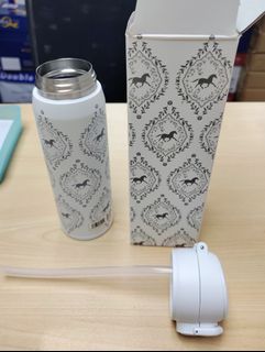 （分類：）位於 。 由 p.plpl 提交（商品編號 1423713601，圖片 1）。簡介： 。