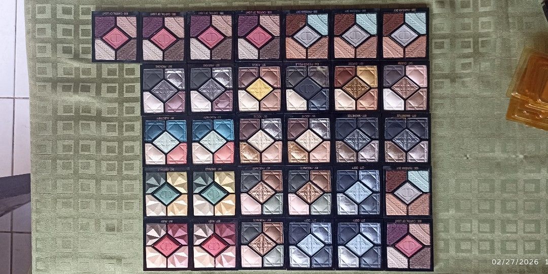 5 COULEURS Eyeshadow palette refill (Category: Makeup) located in Marikina City. Submitted by bongdiego (Listing ID 1091880239, Image 3). Description: High-pigment - long-wear creamy powder, an array of intense shades that are easy to use and combine. The eyes are enhanced with luminous makeup in gorgeous colors. 806 capital of light- 5 pcs. 506 parisian sky- 4 pcs. 277 Defy- 3pcs. 457 Fascinate -3 pcs. 857 Ruby-2 pcs 347 Emerald- 2 pcs 077 magne