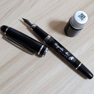 （分類：）位於 。 由 off9shop 提交（商品編號 1423720813，圖片 1）。簡介： 。