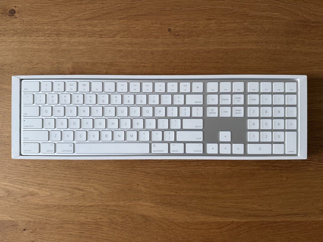 Apple Magic Keyboard Numeric Keypad469046955879976961