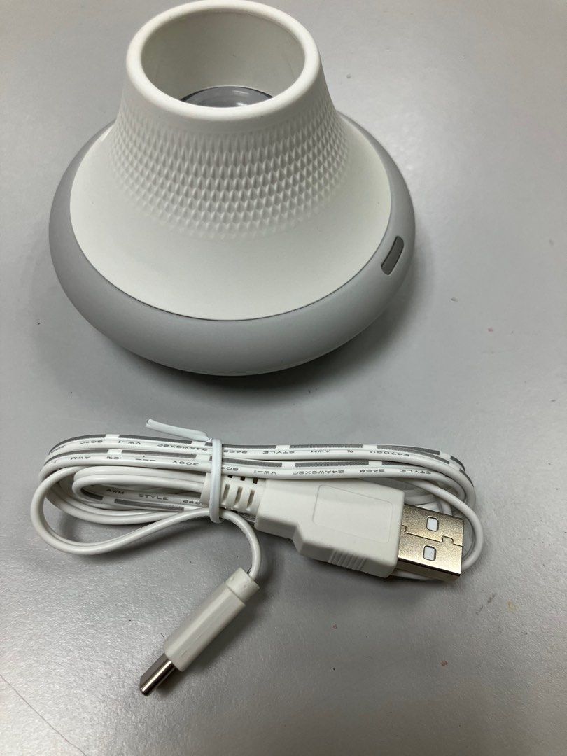 Aroma diffuser （分類：健康及美容 - 香水＆香體噴霧）位於 Hong Kong。 由 cavalierb 提交（商品編號 1423688468，圖片 1）。簡介： 。