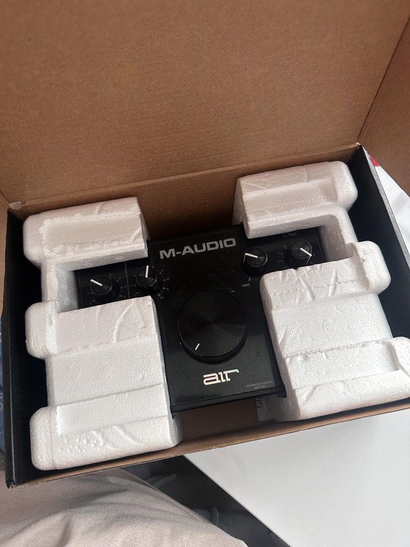 Audio Interface65671928570241111