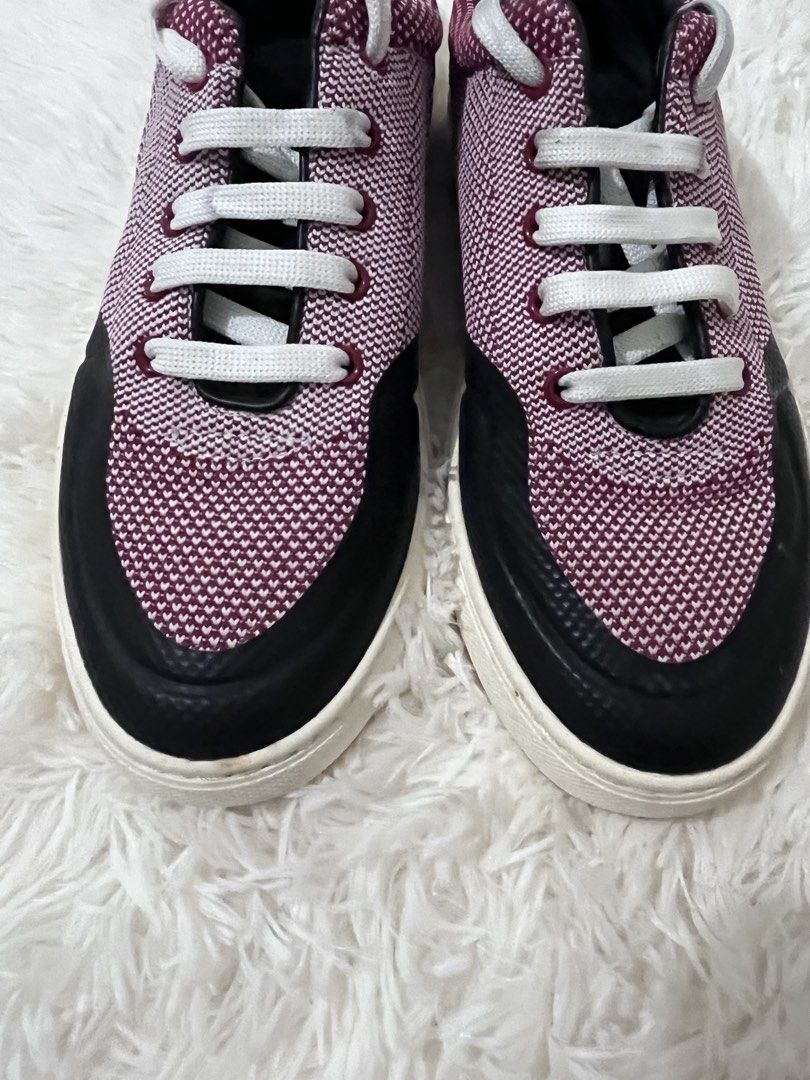 Bally Sneakers size 40-41 (Category: Sneakers) located in San Jose. Submitted by mlvd31 (Listing ID 1423736855, Image 3). Description: Bally Sneakers Authentic Made in Switzerland Fits size 40-41 Lightly used.