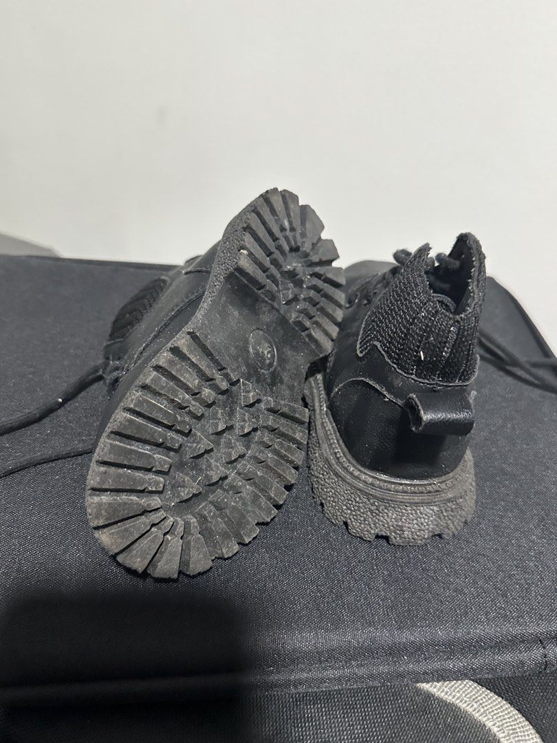 Black Boots/Shoes for Toddler (Category: Babies & Kids Fashion) located in Caloocan City. Submitted by miltonhershey (Listing ID 1423681582, Image 2). Description: All goods, just need cleaning. I can send the actual outsole measurement for sure/interested buyer. .