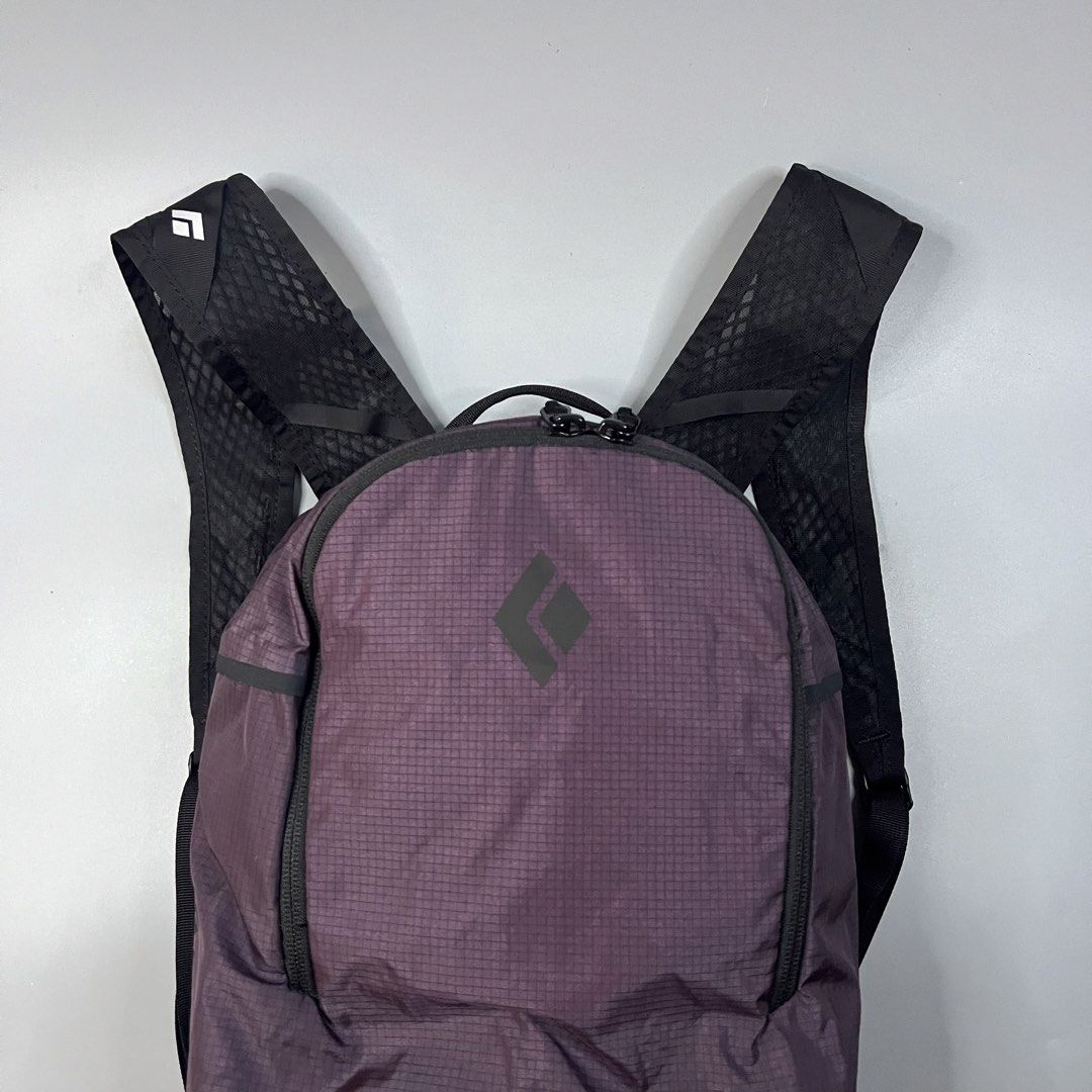 Black Diamond - Trail Zip 14 Daypack Backpack (Category: Backpacks) located in Paranaque City. Submitted by millennial_goodz (Listing ID 1423716735, Image 2). Description: WTS Black Diamond - Trail Zip 14 Daypack Backpack Good as new condition Packable Waterproof Lightweight No issues P2,499 only DM.