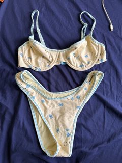 (Category: ) located in . Submitted by ndclutters (Listing ID 1423658101, Image 1). Description: .
