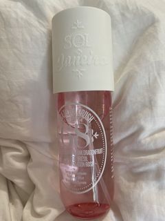 (Category: ) located in . Submitted by dailyfavours (Listing ID 1423674841, Image 1). Description: .