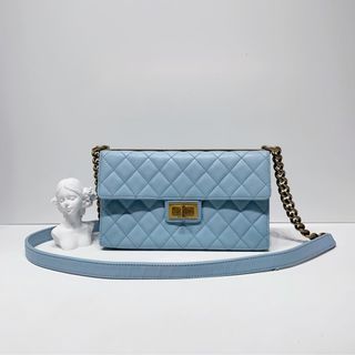 （分類：）位於 。 由 gallery_luxe 提交（商品編號 1423777780，圖片 1）。簡介： 。