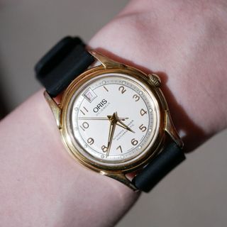 (Category: ) located in . Submitted by wonderfulwatches69 (Listing ID 1423704871, Image 1). Description: .