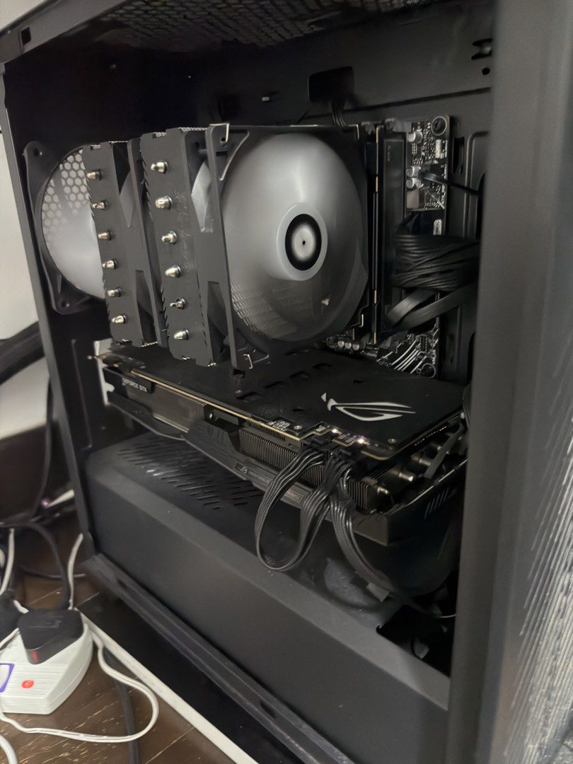 Custom Gaming PC65604656038657110