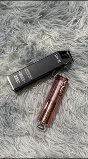 (Category: ) located in . Submitted by prelovebymua (Listing ID 1423680629, Image 1). Description: .