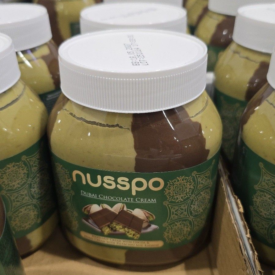 Dubai Chocolate Cream 1kg (Category: Packaged & Instant Food) located in Cainta. Submitted by shopchelonline (Listing ID 1423730287, Image 1). Description: Dubai Chocolate Cream 1kg 🛒995.00 each(all in) + LSF DP: 50% PAYO RB: Flexi Payment; NETA 💎Pre-order - NO RUSH SHIPPING 💎Korea Pasabuy - NORMAL ETA ✅️Papago Translate 💎Colors may vary due to lighting. 💎Availability and price may vary 💎The outer case/box is simply for protecting goods. (D
