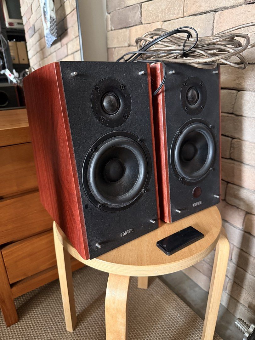 Edifier R2000db Control Edifier R2000DB Powered Bookshelf Speakers, Audio, Soundbars, Speakers ...