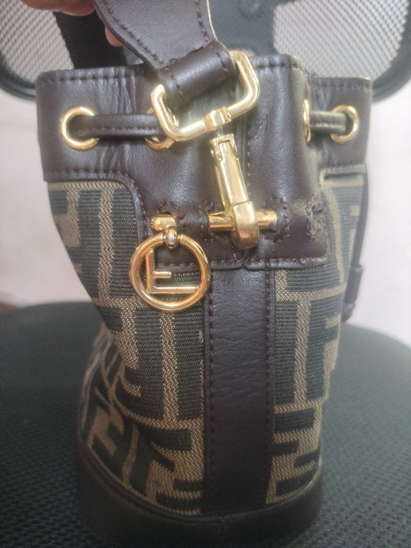 Fendi Bucket Bag small (Category: Luxury Bags & Wallets) located in Cavite. Submitted by annasoriano1982 (Listing ID 1423786856, Image 3). Description: fendi bucket small missing yung isang bakal sa side pls see pictures nalang po coded.
