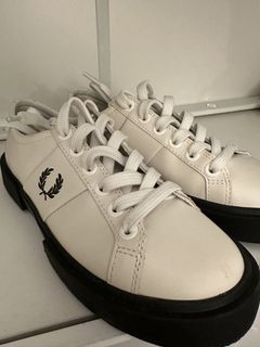 （分類：）位於 。 由 vee__99 提交（商品編號 1423668529，圖片 1）。簡介： 。