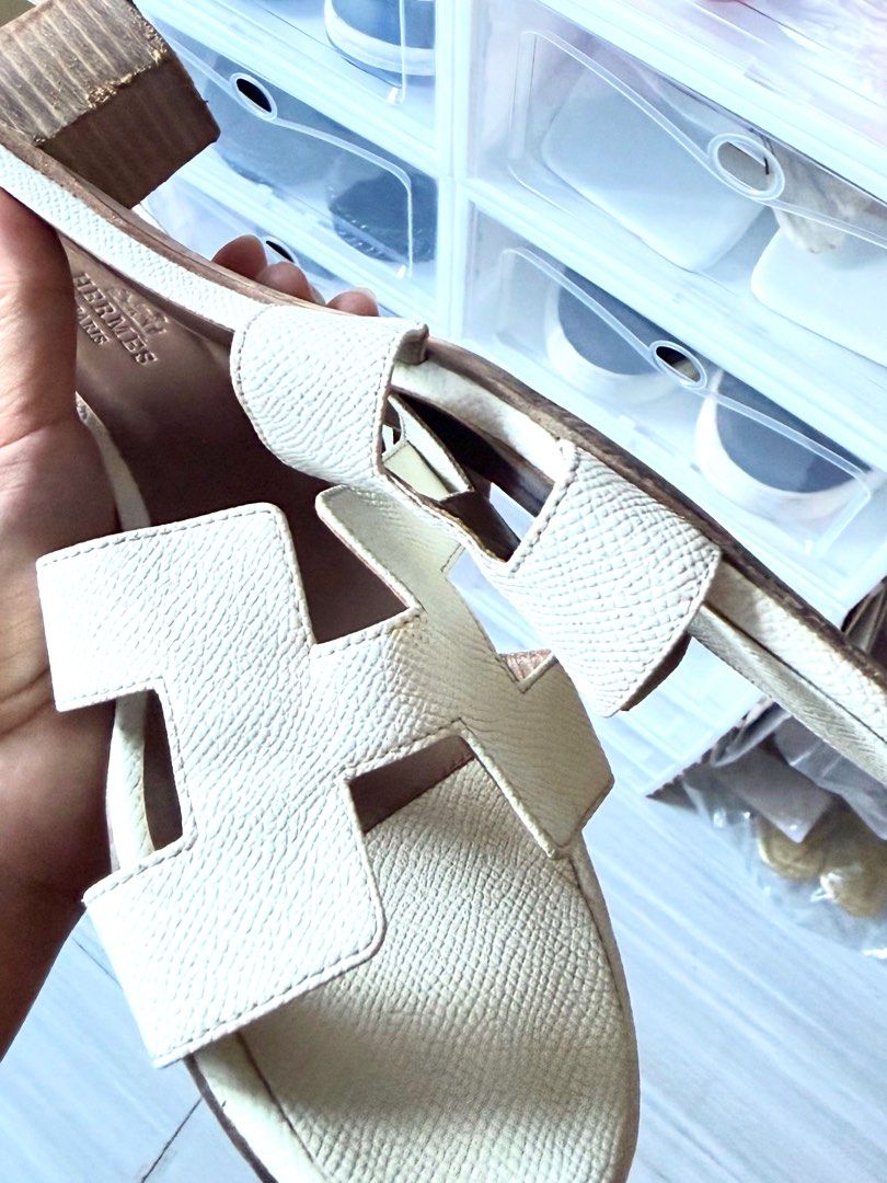 Hermes Oran Heeled Sandals Size 37 (Category: Flats & Sandals) located in Antipolo. Submitted by decluttering.shopph (Listing ID 1423717284, Image 3). Description: High quality.