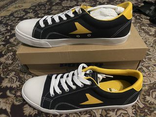 (Category: ) located in . Submitted by n2n_collections (Listing ID 1423655562, Image 1). Description: .
